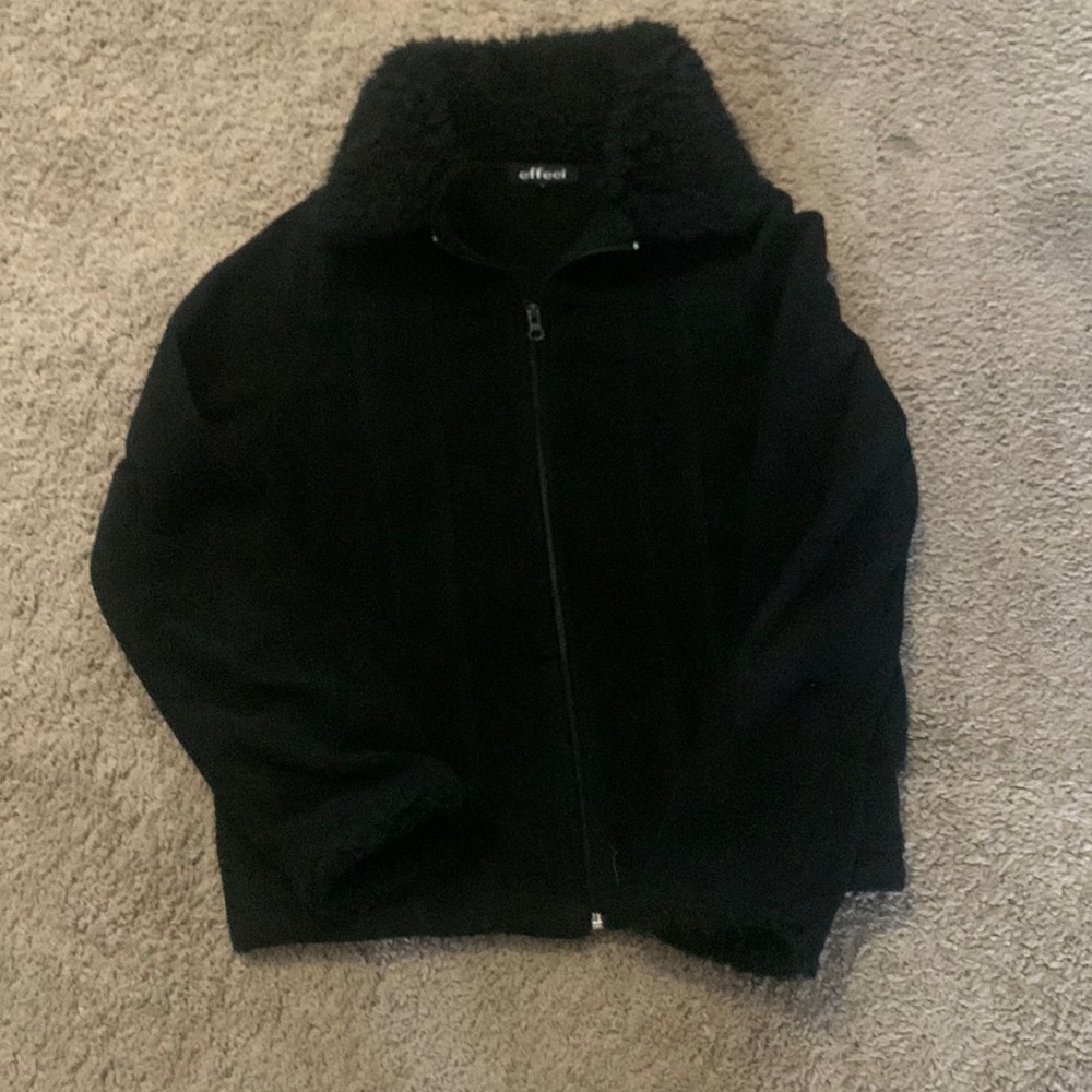 Black small Effeci coat women’s